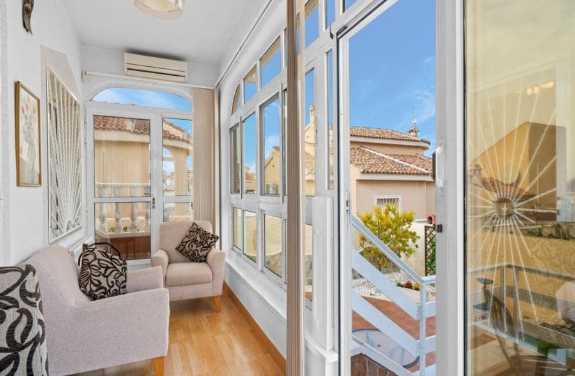 3 bedroom Villa for sale in Rojales with pool garage - € 349,950 (Ref: 9420280)