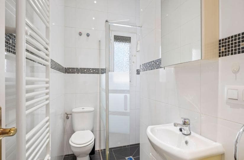 3 bedroom Villa for sale in Rojales with pool garage - € 349,950 (Ref: 9420280)