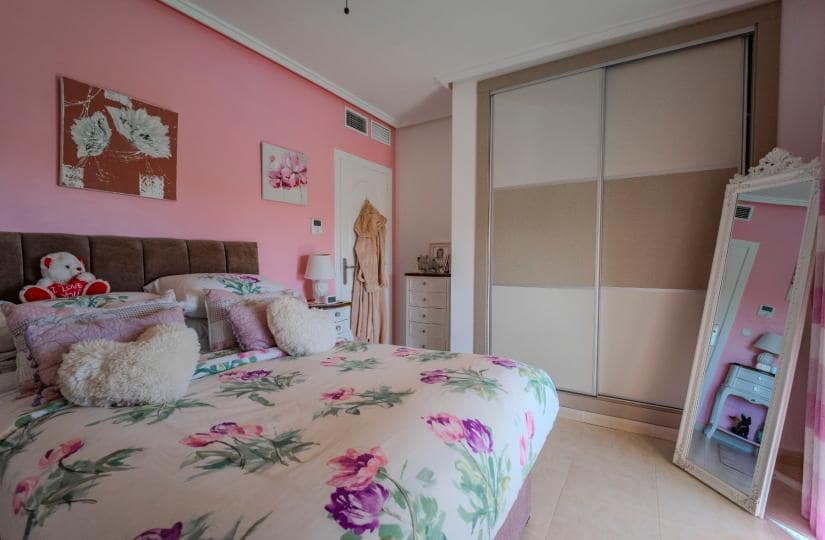 3 Zimmer Haus zu verkaufen in Ciudad Quesada mit Pool - 235.000 € (Ref: 9420287)