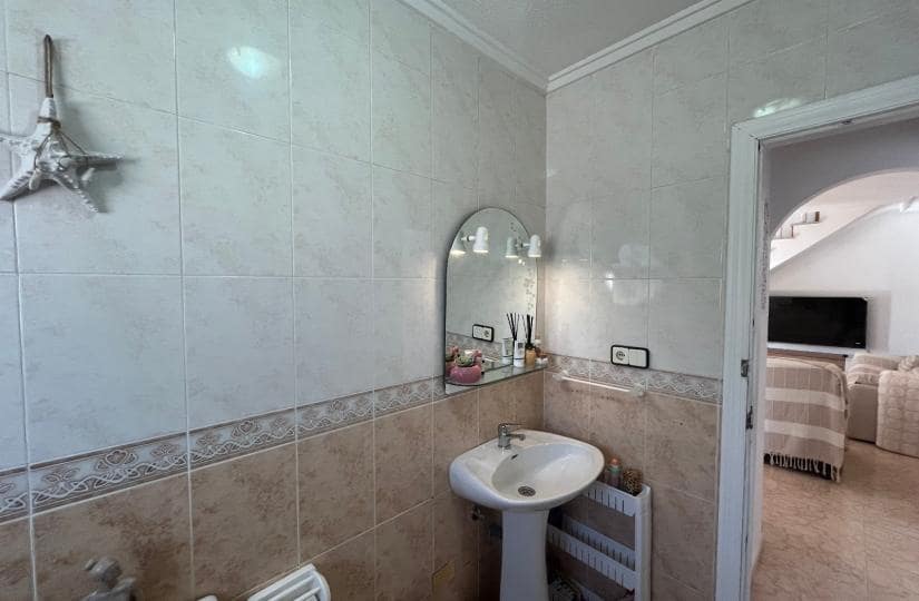 3 bedroom Semi-detached Villa for sale in Orihuela Costa with pool - € 249,999 (Ref: 9420292)