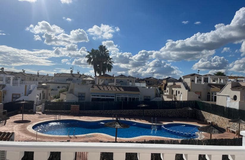 3 bedroom Semi-detached Villa for sale in Orihuela Costa with pool - € 249,999 (Ref: 9420292)