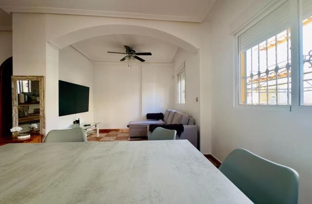 2 bedroom Semi-detached Villa for sale in Cabo Roig, Orihuela with pool garage - € 240,000 (Ref: 9420293)