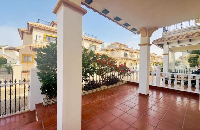 2 bedroom Semi-detached Villa for sale in Cabo Roig, Orihuela with pool garage - € 240,000 (Ref: 9420293)