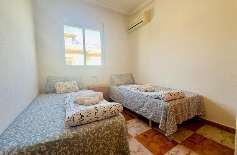 2 bedroom Semi-detached Villa for sale in Cabo Roig with pool garage - € 240,000 (Ref: 9420293)