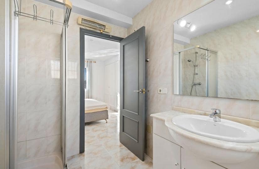 2 Zimmer Villa zu verkaufen in Benijofar mit Pool Garage - 410.000 € (Ref: 9420295)