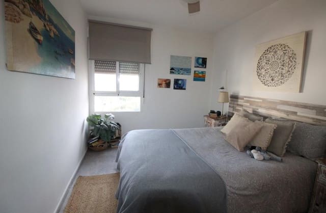 Apartamento de 2 habitaciones en Gran Vista - Olivo de Oro, Santa Pola en venta con piscina garaje - 182.000 € (Ref: 9420296)