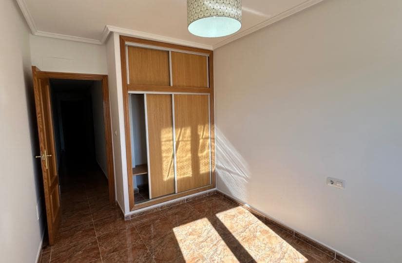3 quarto Apartamento para venda em Jacarilla com garagem - 120 000 € (Ref: 9420297)
