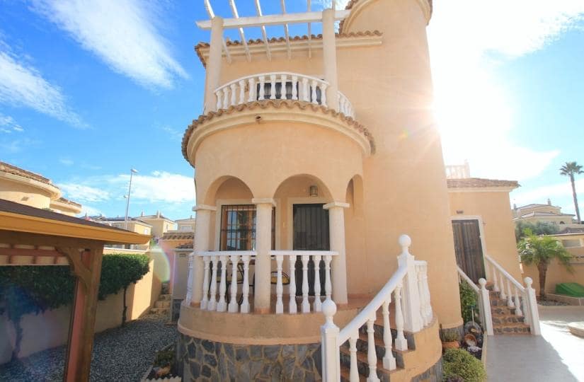 4 bedroom Villa for sale in Atalaya Park with pool garage - € 365,000 (Ref: 9420302)