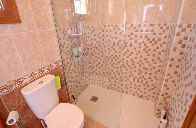 4 bedroom Villa for sale in Atalaya Park with pool garage - € 365,000 (Ref: 9420302)