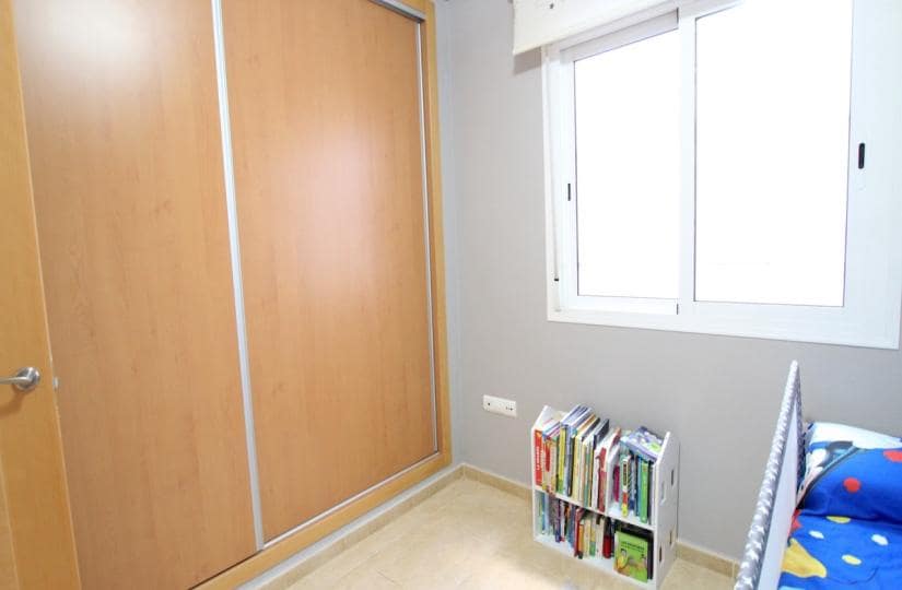 3 bedroom Apartment for sale in Almoradi - € 117,000 (Ref: 9420303)