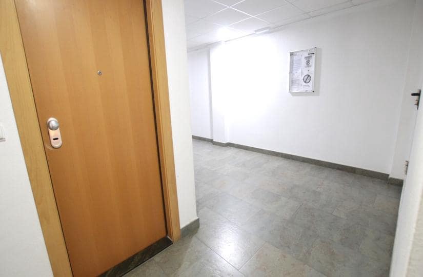 3 bedroom Apartment for sale in Almoradi - € 117,000 (Ref: 9420303)