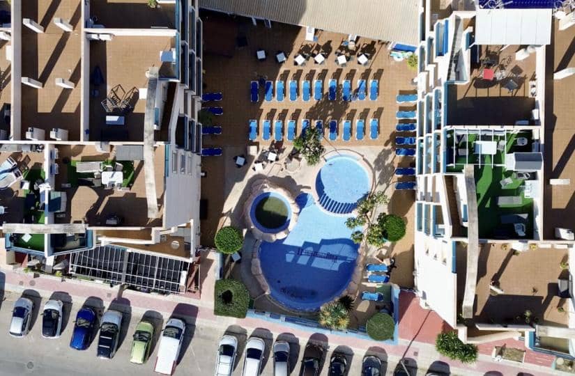 2 soverom Leilighet til salgs i Cabo Roig med svømmebasseng garasje - € 185 000 (Ref: 9420304)