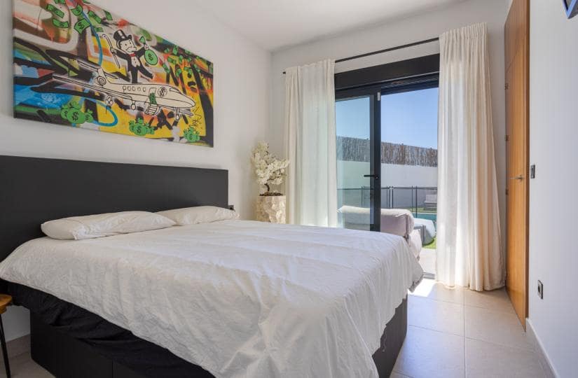 4 bedroom Villa for sale in Ciudad Quesada with pool - € 699,000 (Ref: 9420305)