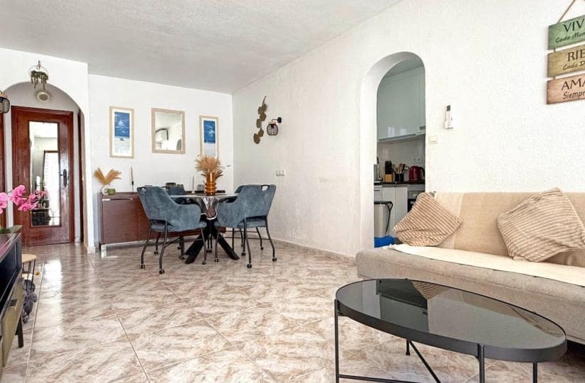 2 sovrum Lägenhet till salu i Torrevieja - 169 900 € (Ref: 9420314)