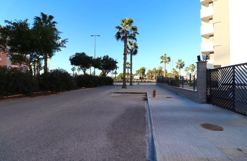 2 bedroom Apartment for sale in El Raso with pool garage - € 295,000 (Ref: 9420315)