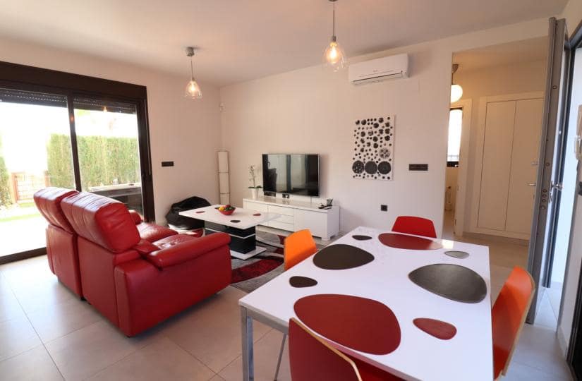 2 bedroom Apartment for sale in Algorfa with pool garage - € 245,000 (Ref: 9420318)