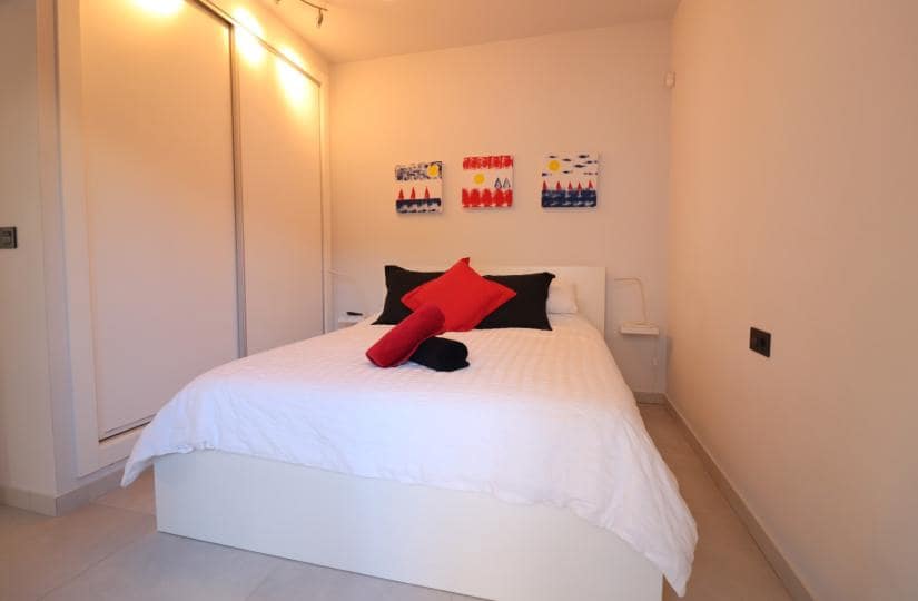 2 bedroom Apartment for sale in Algorfa with pool garage - € 245,000 (Ref: 9420318)