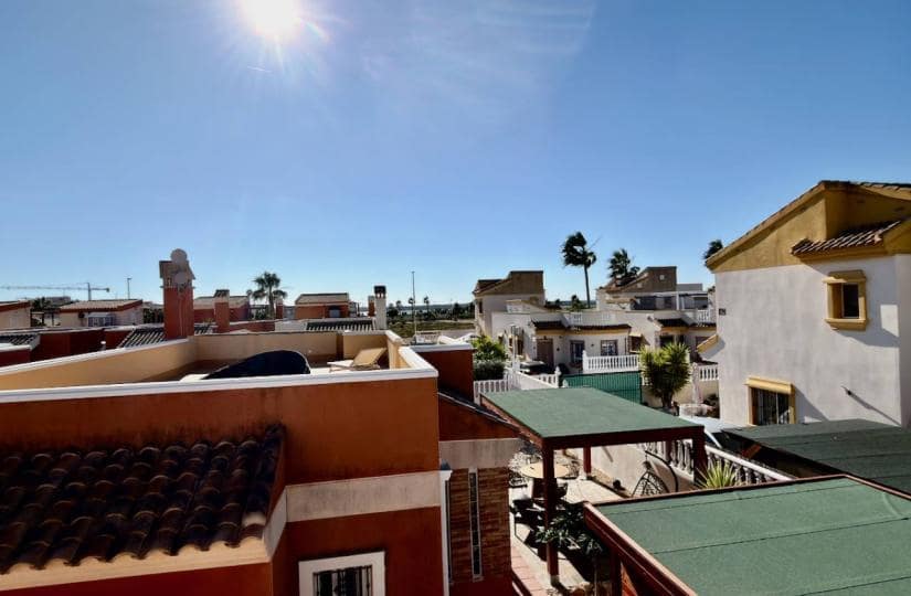 Chalet de 2 habitaciones en El Raso en venta con piscina garaje - 199.995 € (Ref: 9420320)