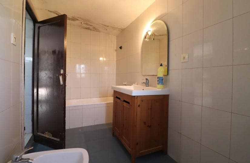 5 slaapkamer Finca/Landhuis te koop in Heredades met garage - € 169.000 (Ref: 9420325)