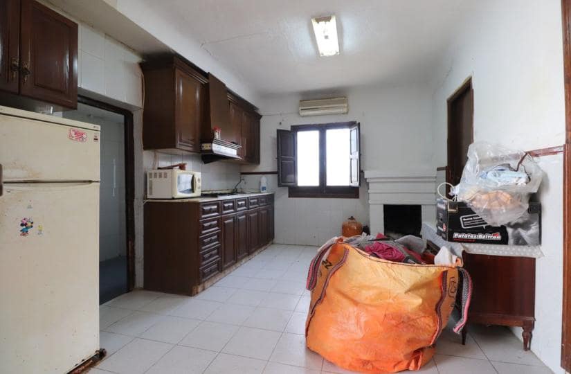 5 slaapkamer Finca/Landhuis te koop in Heredades met garage - € 169.000 (Ref: 9420325)