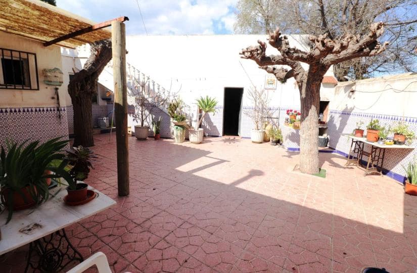 5 slaapkamer Finca/Landhuis te koop in Heredades met garage - € 169.000 (Ref: 9420325)