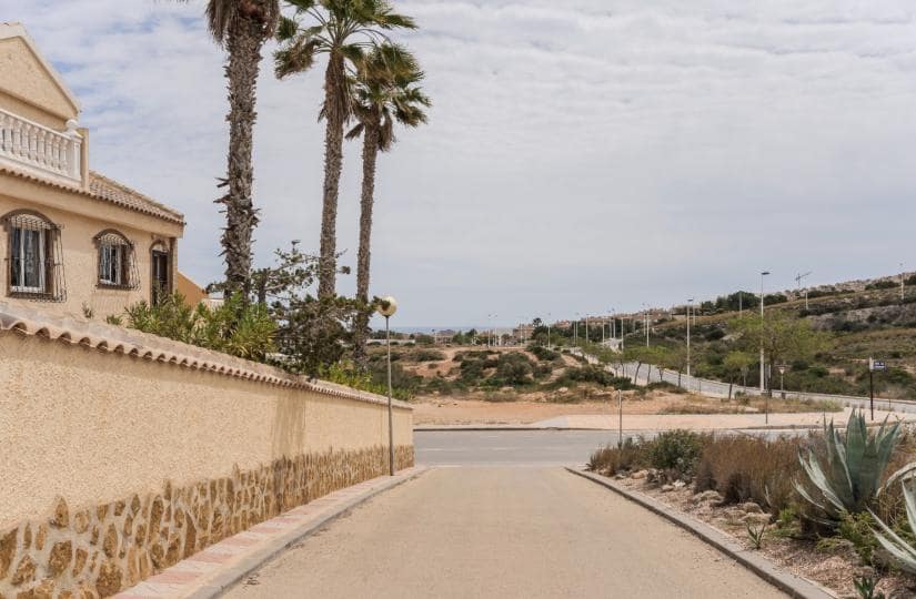 3 bedroom Villa for sale in Gran Alacant with pool garage - € 525,000 (Ref: 9420327)