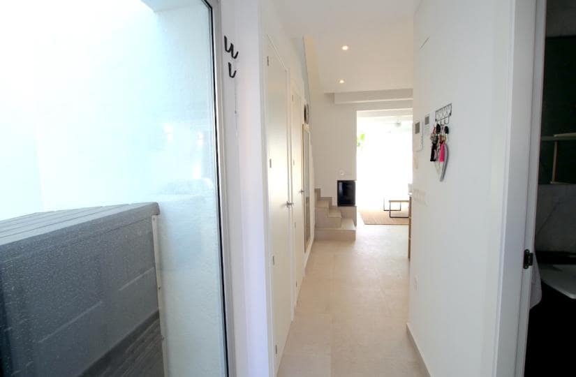 3 bedroom Villa for sale in La Marina with garage - € 345,000 (Ref: 9420328)