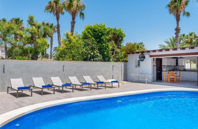 4 bedroom Finca/Country House for sale in Catral with pool garage - € 565,000 (Ref: 9420330)