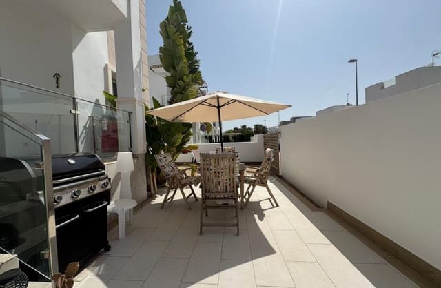 2 bedroom Apartment for sale in Ciudad Quesada, Rojales with pool - € 299,813 (Ref: 9420331)