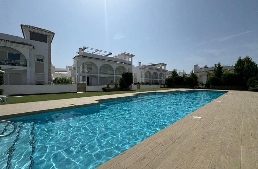 2 bedroom Apartment for sale in Ciudad Quesada with pool - € 299,813 (Ref: 9420331)