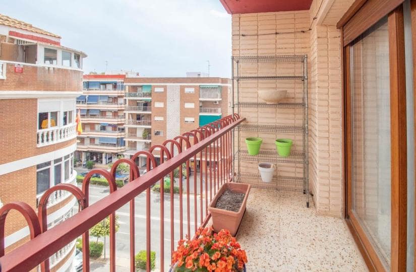 3 soverom Leilighet til salgs i Torrevieja - € 160 000 (Ref: 9420332)