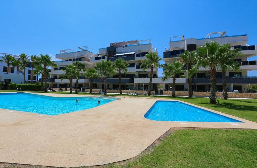 2 Zimmer Apartment zu verkaufen in Orihuela Costa mit Pool Garage - 365.000 € (Ref: 9420333)