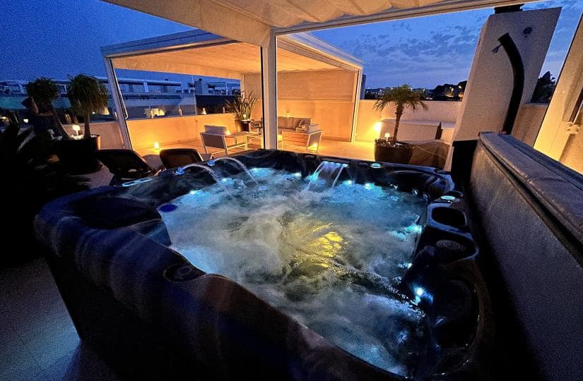 2 Zimmer Apartment zu verkaufen in Orihuela Costa mit Pool Garage - 365.000 € (Ref: 9420333)