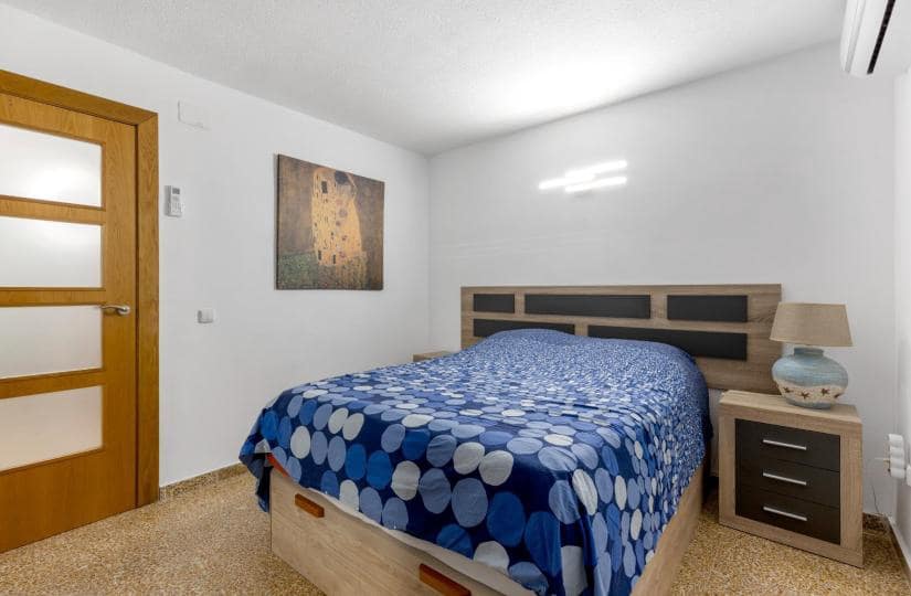 3 soveværelse Lejlighed til salg i Torrevieja - € 250.000 (Ref: 9420334)