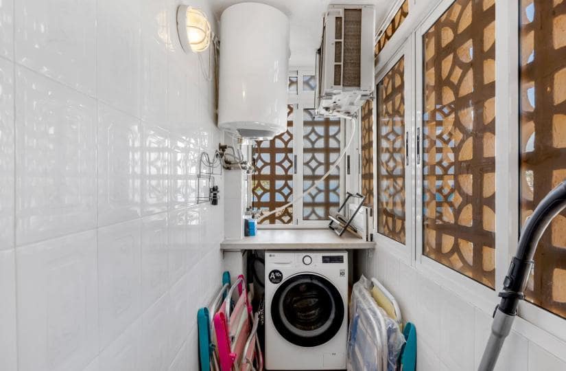 3 soveværelse Lejlighed til salg i Torrevieja - € 250.000 (Ref: 9420334)