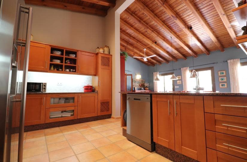 7 bedroom Finca/Country House for sale in Catral with pool garage - € 975,000 (Ref: 9420335)