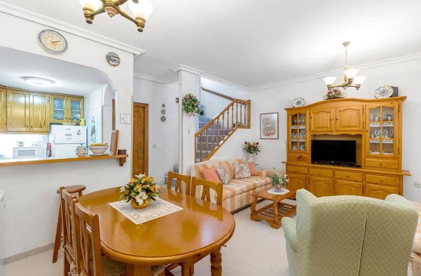 2 chambre Bungalow à vendre à La Mata avec piscine - 255 000 € (Ref: 9420337)