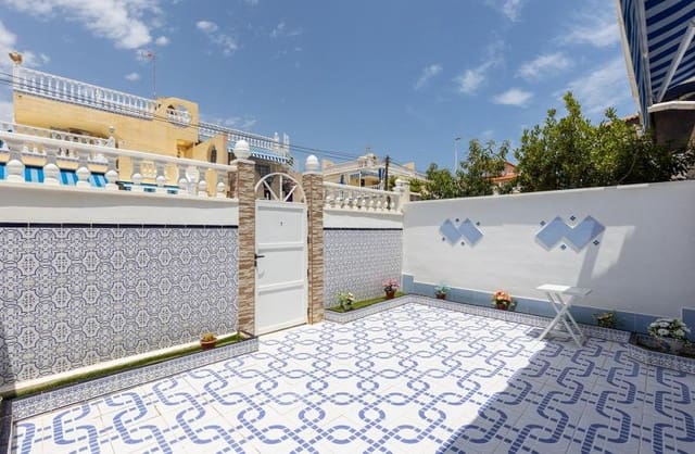 2 chambre Bungalow à vendre à Cañada del Molino, Torrevieja avec piscine - 255 000 € (Ref: 9420337)