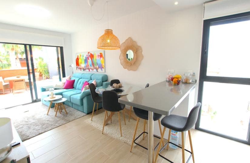 2 soveværelse Lejlighed til salg i Villamartin med garage - € 285.000 (Ref: 9420341)