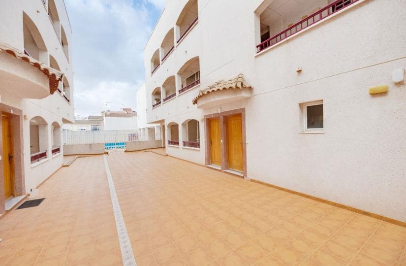 1 bedroom Apartment for sale in San Fulgencio with pool - € 105,000 (Ref: 9420344)