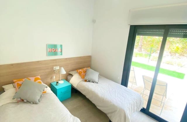 2 bedroom Apartment for sale in Villamartin, Orihuela with pool garage - € 250,000 (Ref: 9420345)