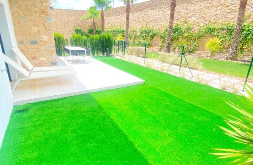 2 bedroom Apartment for sale in Villamartin with pool garage - € 250,000 (Ref: 9420345)