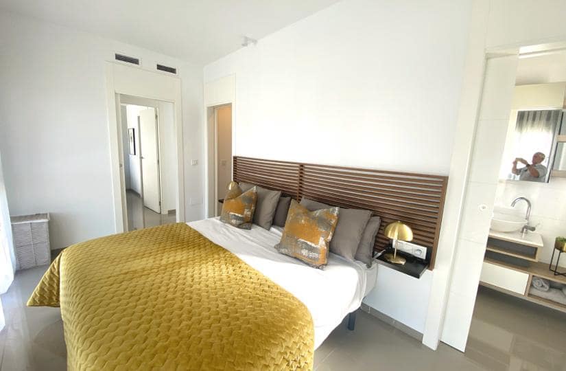 3 bedroom Villa for sale in Dona Pepa with pool garage - € 525,000 (Ref: 9420346)