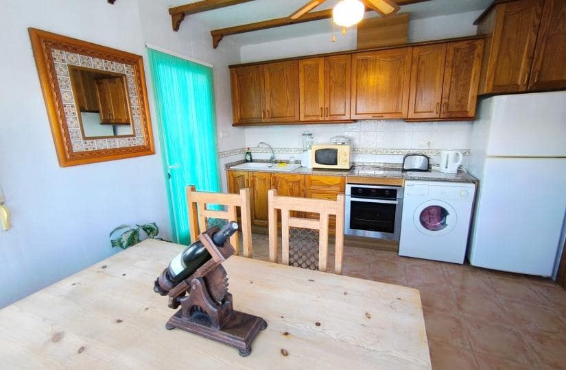 3 bedroom Townhouse for sale in Algorfa with pool - € 165,000 (Ref: 9420351)