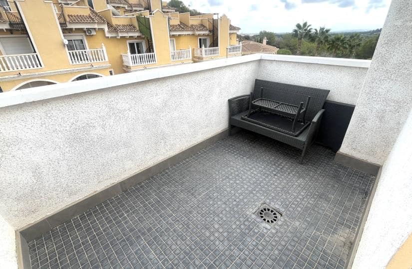 2 Zimmer Haus zu verkaufen in Algorfa mit Pool Garage - 159.995 € (Ref: 9420355)