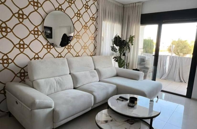 3 soverom Kjedet enebolig til salgs i Ciudad Quesada med svømmebasseng garasje - € 340 000 (Ref: 9420356)