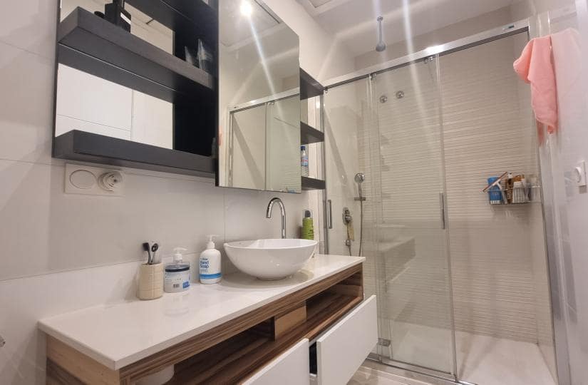 3 soverom Kjedet enebolig til salgs i Ciudad Quesada med svømmebasseng garasje - € 340 000 (Ref: 9420356)