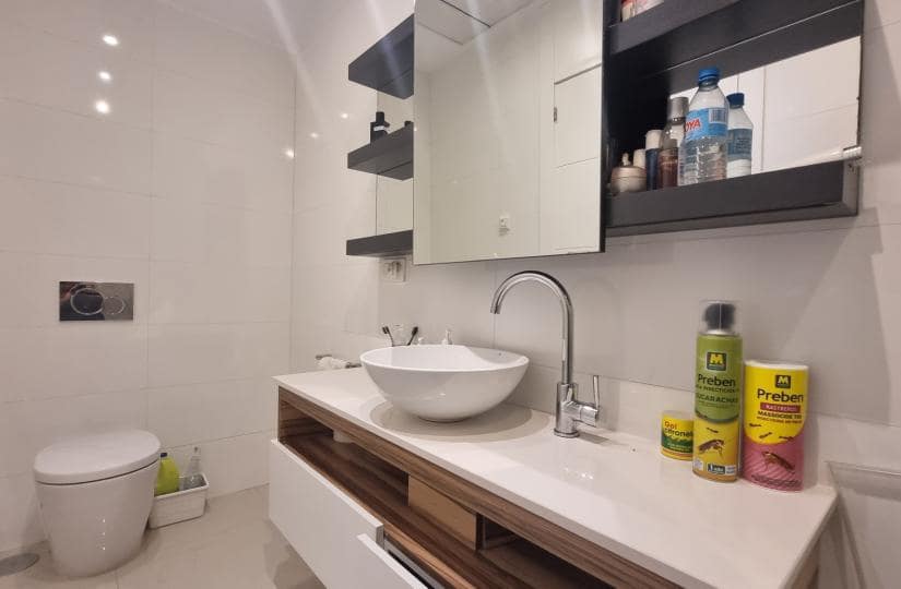 3 soverom Kjedet enebolig til salgs i Ciudad Quesada med svømmebasseng garasje - € 340 000 (Ref: 9420356)