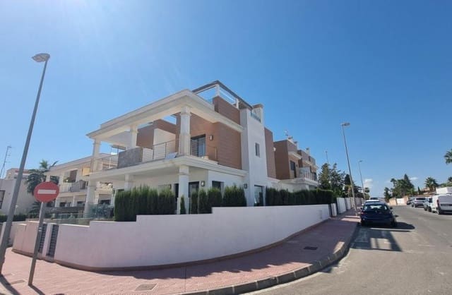 3 soverom Kjedet enebolig til salgs i Ciudad Quesada, Rojales med svømmebasseng garasje - € 340 000 (Ref: 9420356)