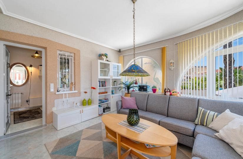 3 soveværelse Villa til salg i Ciudad Quesada med swimmingpool garage - € 460.000 (Ref: 9420357)